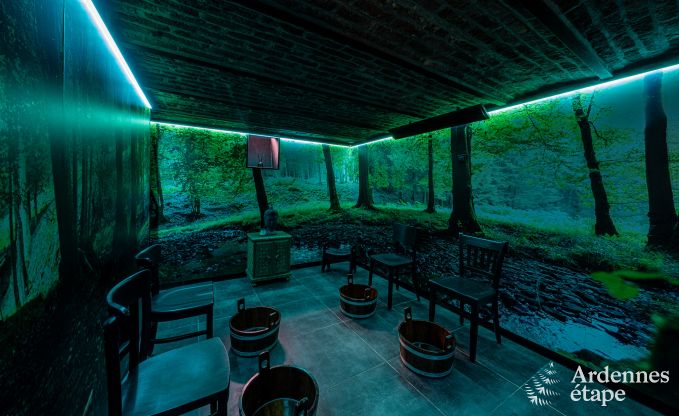 Gerumiges Cottage in Durbuy (Heyd) fr 14 Personen mit 5 Schlafzimmern, 5 Badezimmern, Sauna und Garten