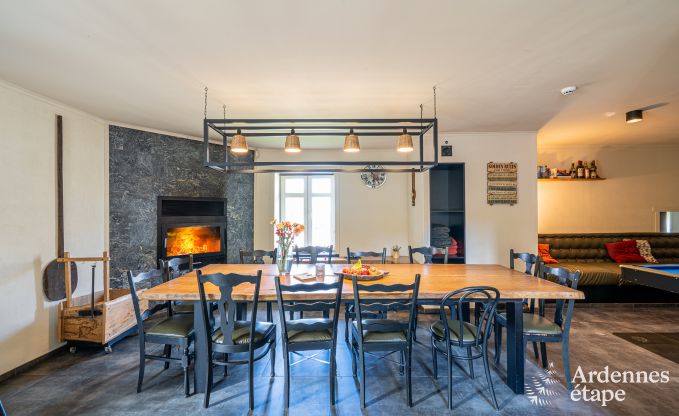 Gerumiges Cottage in Durbuy (Heyd) fr 14 Personen mit 5 Schlafzimmern, 5 Badezimmern, Sauna und Garten
