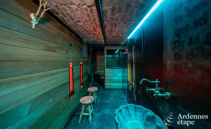 Gerumiges Cottage in Durbuy (Heyd) fr 14 Personen mit 5 Schlafzimmern, 5 Badezimmern, Sauna und Garten