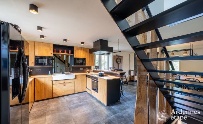 Gerumiges Cottage in Durbuy (Heyd) fr 14 Personen mit 5 Schlafzimmern, 5 Badezimmern, Sauna und Garten