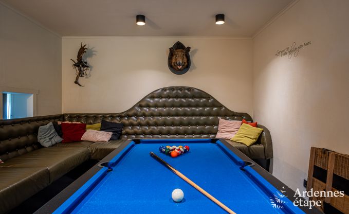 Gerumiges Cottage in Durbuy (Heyd) fr 14 Personen mit 5 Schlafzimmern, 5 Badezimmern, Sauna und Garten