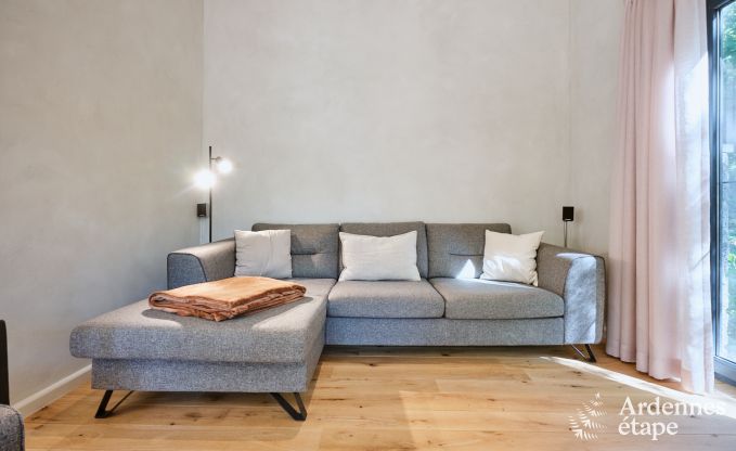 Ger�umiges Chalet f�r 8 Personen mit Sauna im Wald rund um Durbuy