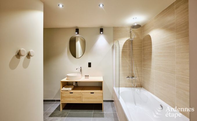 Ger�umiges Chalet f�r 8 Personen mit Sauna im Wald rund um Durbuy