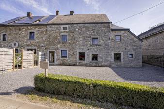 Gerumiges Ferienhaus in Durbuy, Ardennen, 5 Schlafzimmer, 4 Badezimmer, privater Garten, Unterkunft fr bis zu 14 Personen