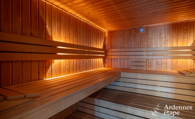 Chalet in Durbuy f�r 12 Personen mit Jacuzzi, Sauna, Holzofen und Schwimmbad