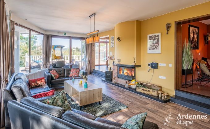 Chalet in Durbuy f�r 12 Personen mit Jacuzzi, Sauna, Holzofen und Schwimmbad