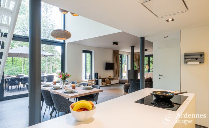 Ger�umige Villa f�r 8 Personen in Durbuy mit Sauna, Whirlpool und Privatgarten