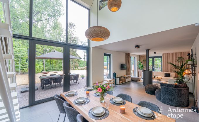 Ger�umige Villa f�r 8 Personen in Durbuy mit Sauna, Whirlpool und Privatgarten