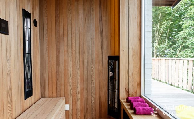 4,5-Sterne-Ferienhaus mit Ausblick und Sauna zur Vermietung in Durbuy