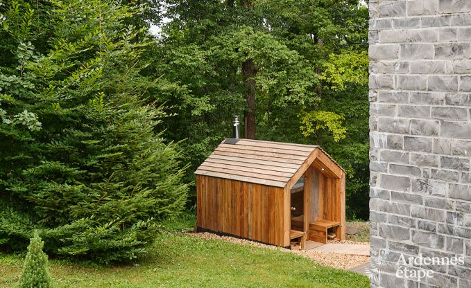 Luxusvilla in Durbuy fr 8 Personen mit Jacuzzi, Sauna, berdachtem Terrasse und Privatgarten
