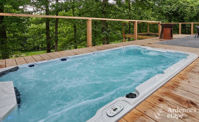 Luxusvilla in Durbuy fr 8 Personen mit Jacuzzi, Sauna, berdachtem Terrasse und Privatgarten