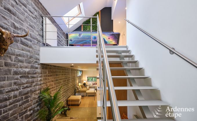 Luxusvilla in Durbuy fr 8 Personen mit Jacuzzi, Sauna, berdachtem Terrasse und Privatgarten