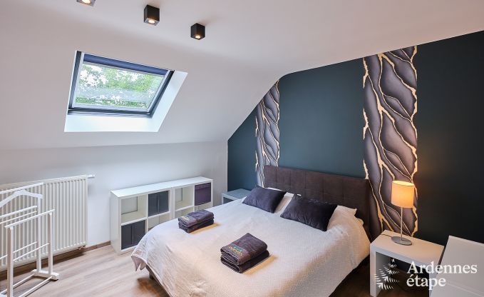 Luxusvilla in Durbuy fr 8 Personen mit Jacuzzi, Sauna, berdachtem Terrasse und Privatgarten