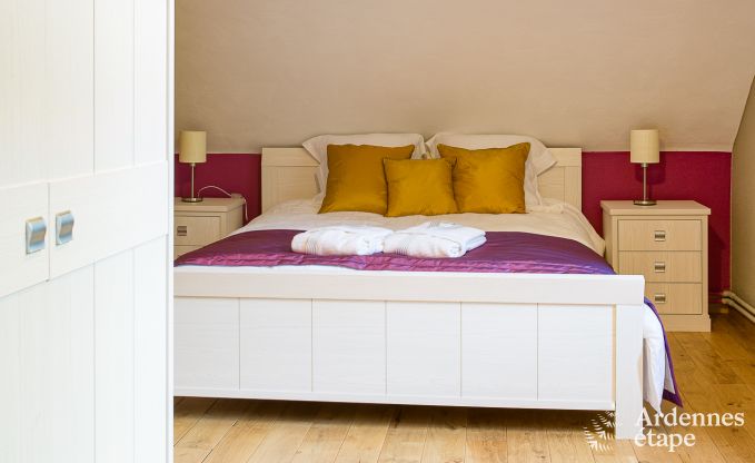 Luxusvilla in Durbuy: Unterkunft f�r 15 Personen mit Pool, Spa und Natur in den Ardennen