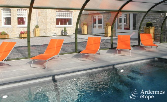 Luxusvilla in Durbuy: Unterkunft f�r 15 Personen mit Pool, Spa und Natur in den Ardennen