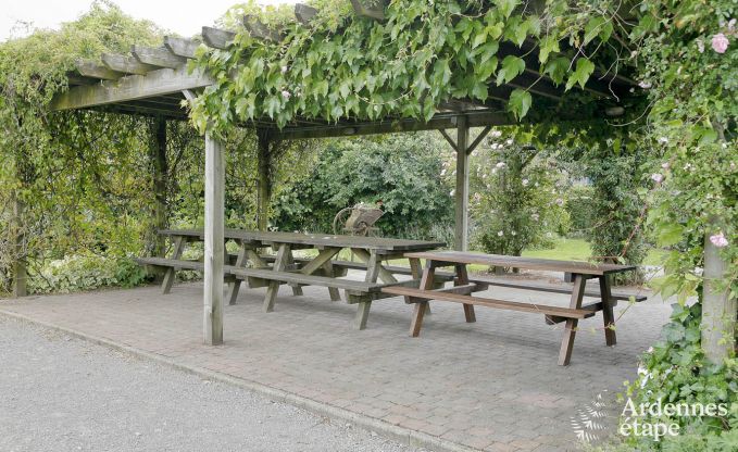 Gro�es Ferienhaus auf dem Bauernhof in Durbuy, 8 Schlafzimmer, 7 Badezimmer, privater Garten, Ausstattung f�r Familien und Radfahrer, Ardennen