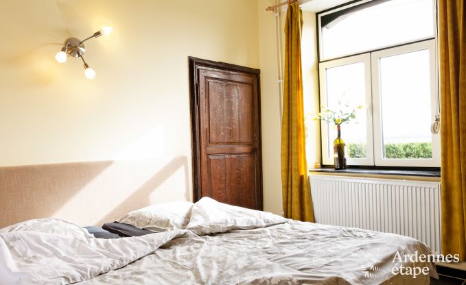 Ferienhaus in Durbuy: 32 Personen, 12 Schlafzimmer, privater Garten, Herz der belgischen Ardennen