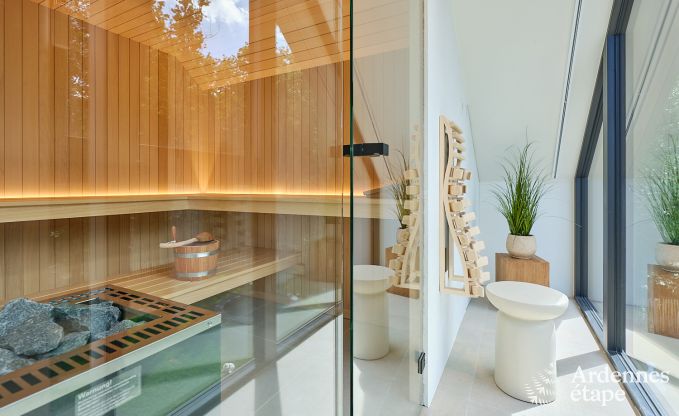 Komfortables Ferienhaus f�r 4 Personen in Durbuy mit 2 Schlafzimmern, 2 Badezimmern, Sauna und Privatgarten