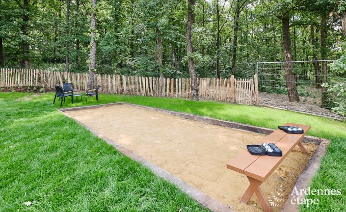 Komfortables Ferienhaus f�r 4 Personen in Durbuy mit 2 Schlafzimmern, 2 Badezimmern, Sauna und Privatgarten