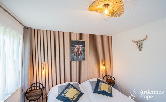 Chalet in Durbuy fr 12 Personen mit Jacuzzi, Sauna, Holzofen und Schwimmbad