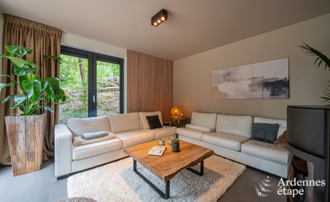 Gerumige Villa fr 8 Personen in Durbuy mit Sauna, Whirlpool und Privatgarten