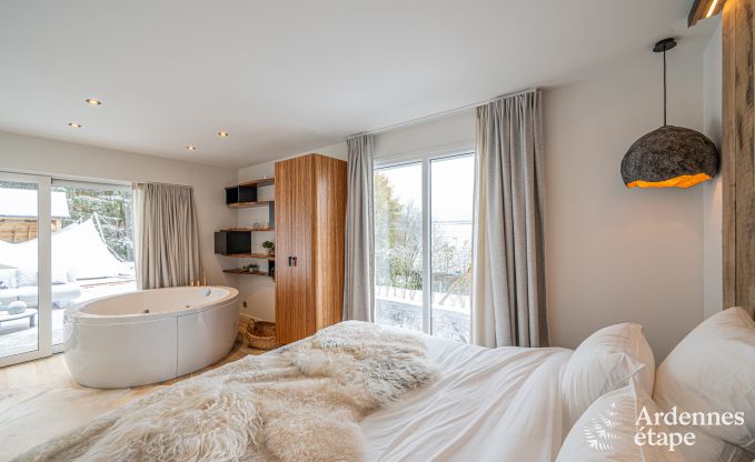 Luxusvilla in Durbuy: Genie�en Sie Wellness, Kunst und Natur f�r 8 Personen