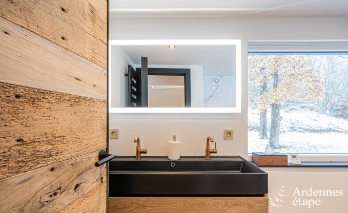 Luxusvilla in Durbuy: Genie�en Sie Wellness, Kunst und Natur f�r 8 Personen