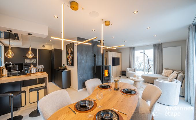 Luxusvilla in Durbuy: Genie�en Sie Wellness, Kunst und Natur f�r 8 Personen