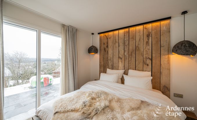 Luxusvilla in Durbuy: Genie�en Sie Wellness, Kunst und Natur f�r 8 Personen