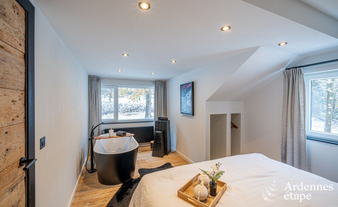 Luxusvilla in Durbuy: Genie�en Sie Wellness, Kunst und Natur f�r 8 Personen