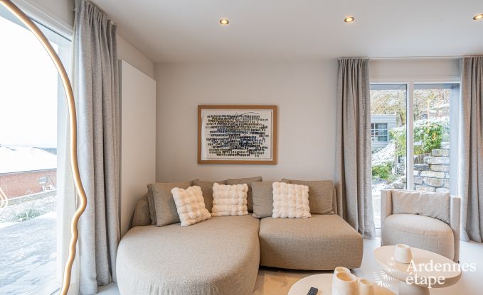 Luxusvilla in Durbuy: Genie�en Sie Wellness, Kunst und Natur f�r 8 Personen