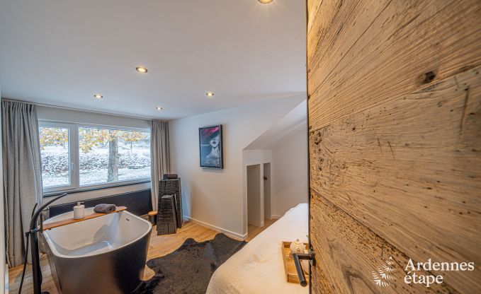 Luxusvilla in Durbuy: Genie�en Sie Wellness, Kunst und Natur f�r 8 Personen