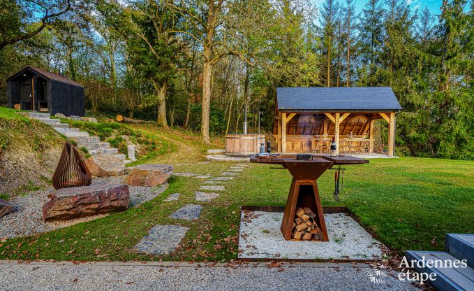 Luxusvilla in Durbuy: Genie�en Sie Wellness, Kunst und Natur f�r 8 Personen
