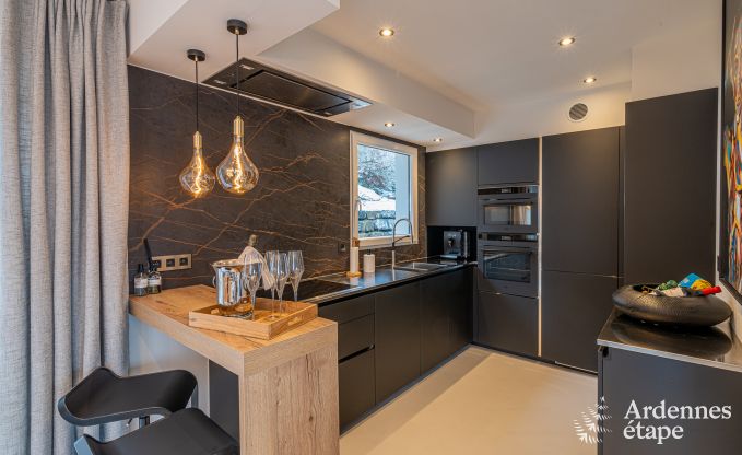 Luxusvilla in Durbuy: Genie�en Sie Wellness, Kunst und Natur f�r 8 Personen