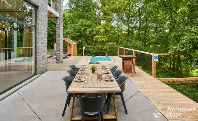 Luxusvilla in Durbuy fr 8 Personen mit Jacuzzi, Sauna, berdachtem Terrasse und Privatgarten