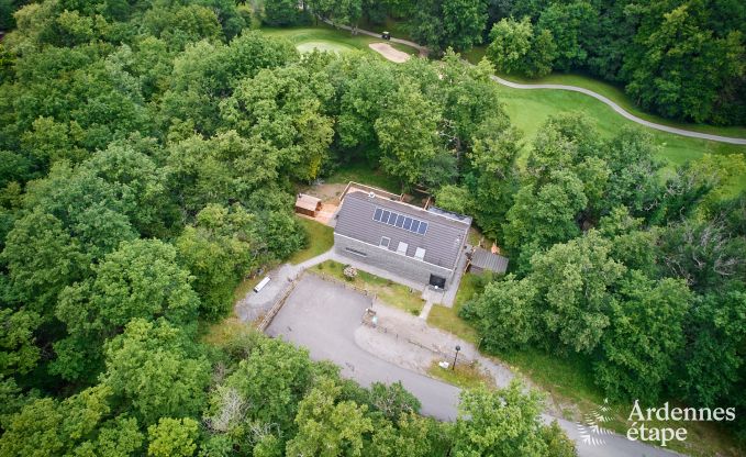 Luxusvilla in Durbuy fr 8 Personen mit Jacuzzi, Sauna, berdachtem Terrasse und Privatgarten