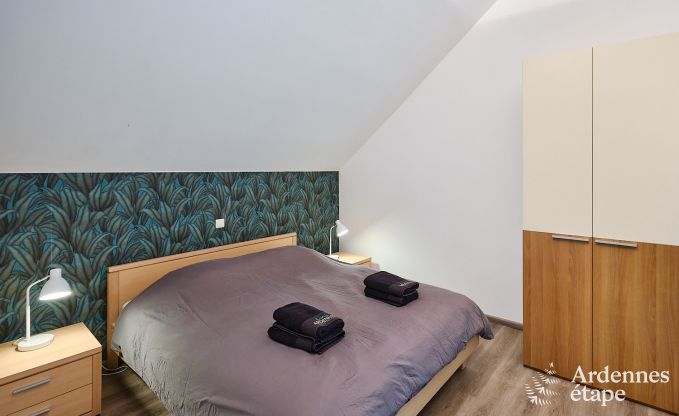 Luxusvilla in Durbuy fr 8 Personen mit Jacuzzi, Sauna, berdachtem Terrasse und Privatgarten