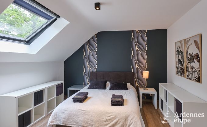 Luxusvilla in Durbuy fr 8 Personen mit Jacuzzi, Sauna, berdachtem Terrasse und Privatgarten