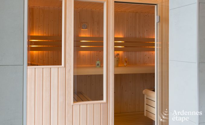 Luxusvilla in Durbuy: Unterkunft fr 15 Personen mit Pool, Spa und Natur in den Ardennen