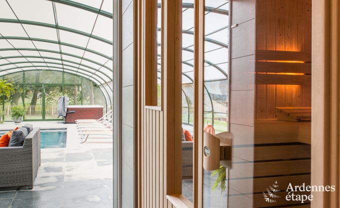 Luxusvilla in Durbuy: Unterkunft fr 15 Personen mit Pool, Spa und Natur in den Ardennen