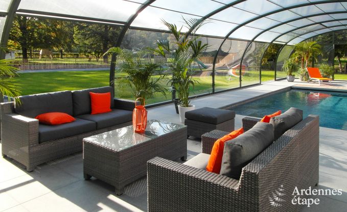 Luxusvilla in Durbuy: Unterkunft fr 15 Personen mit Pool, Spa und Natur in den Ardennen
