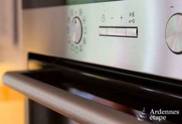 Luxusvilla in Durbuy: Unterkunft fr 15 Personen mit Pool, Spa und Natur in den Ardennen