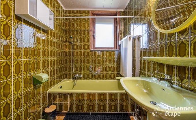 Gem�tliches Ferienhaus f�r 6 Personen in Erez�e, Ardennen: genie�en Sie Komfort, Jacuzzi und die N�he zur Natur