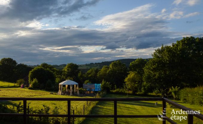 Gerumiges Haus fr 12 Personen in Ereze, 6 Schlafzimmer, Sauna, Jacuzzi, Spielzimmer, Ardennen