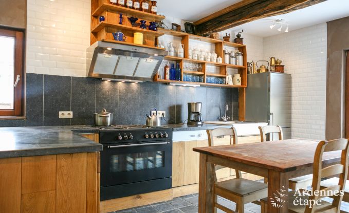 Ger�umiges Haus f�r 12 Personen in Erez�e, 6 Schlafzimmer, Sauna, Jacuzzi, Spielzimmer, Ardennen