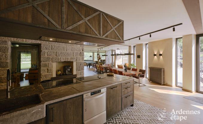 Luxurise Villa in Ereze mit 9 Schlafzimmern, 9 Badezimmern, Hallenbad, Sauna und groem Garten fr 24 Personen