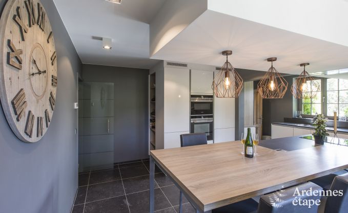 Schloss Ereze 12/15 Pers. Ardennen Schwimmbad Wellness Behinderten gerecht