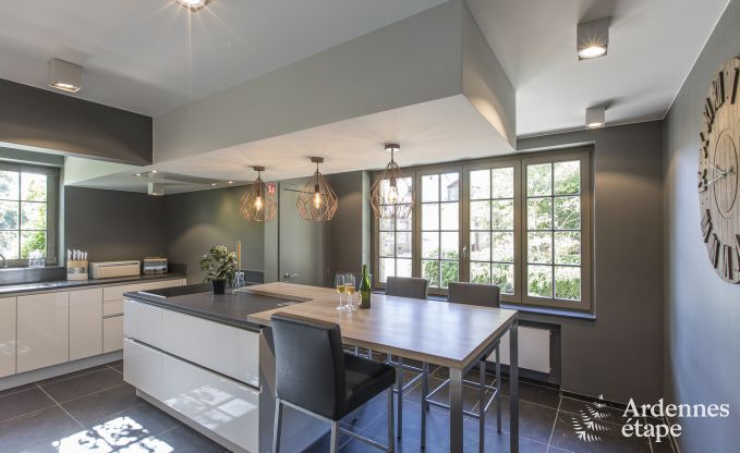 Schloss Ereze 12/15 Pers. Ardennen Schwimmbad Wellness Behinderten gerecht