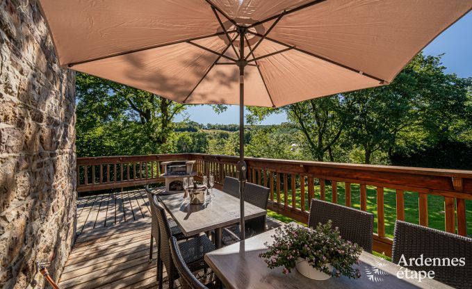 Ferienhaus mit �berdachter Whirlpool Erez�e 16 Pers. Ardennen