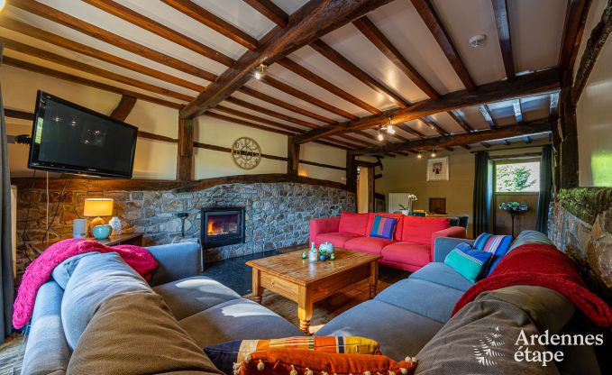 Ferienhaus mit �berdachter Whirlpool Erez�e 16 Pers. Ardennen